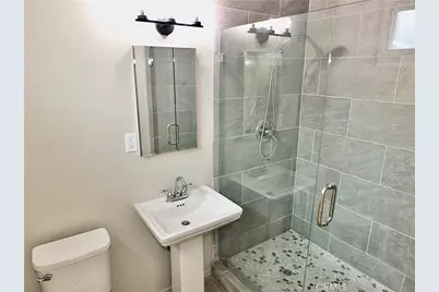 2553 Pine Avenue, Long Beach, CA 90806 - Photo 32