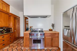 185 E Jefferson, Pomona, CA 91767 - Photo 18