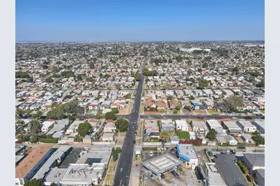 1827 W 76th, Los Angeles, CA 90047 - Photo 38