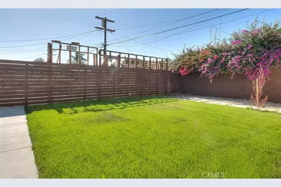 1827 W 76th, Los Angeles, CA 90047 - Photo 36