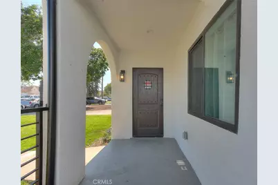 1827 W 76th, Los Angeles, CA 90047 - Photo 2