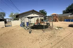 18265 Larkspur, Adelanto, CA 92301 - Photo 18