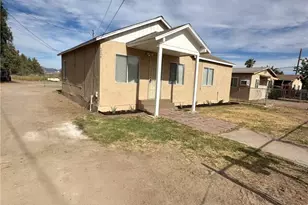 226 Cottonwood Ln, Blythe, CA 92225 - Photo 2