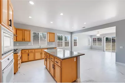 13247 Yellowwood Street, Moreno Valley, CA 92553 - Photo 16