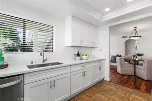 39 Tarocco, Irvine, CA 92618 - Photo 8