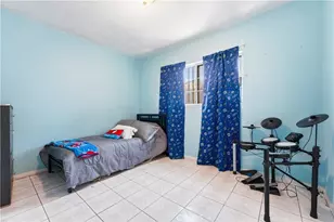 12375 Poinsettia, El Monte, CA 91732 - Photo 22