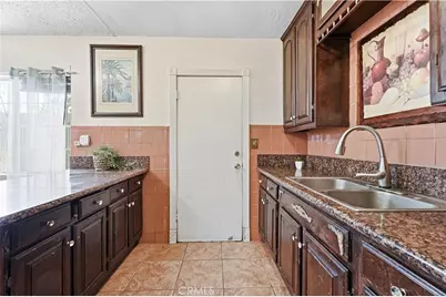 12375 Poinsettia, El Monte, CA 91732 - Photo 18