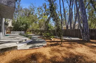 25045 Castlewood, Lake Forest, CA 92630 - Photo 40