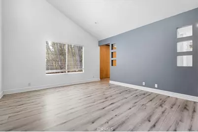 25045 Castlewood, Lake Forest, CA 92630 - Photo 18