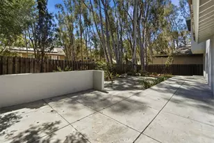 25045 Castlewood, Lake Forest, CA 92630 - Photo 36