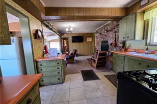 38542 N Shore, Fawnskin, CA 92333 - Photo 18