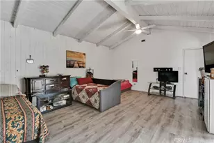 2550 W Rowland Ave, Anaheim, CA 92804 - Photo 28