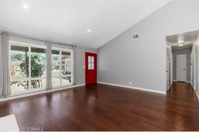 3338 E Radcliffe, Anaheim, CA 92806 - Photo 8