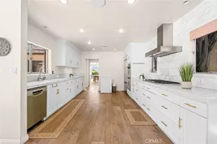 11365 Thurston Pl, Los Angeles, CA 90049 - Photo 8