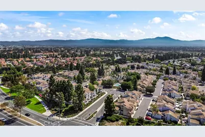 80 Almador, Irvine, CA 92614 - Photo 58