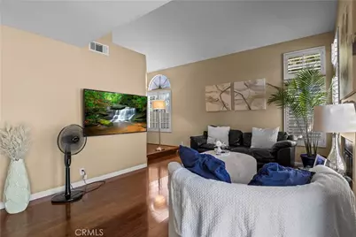 80 Almador, Irvine, CA 92614 - Photo 16
