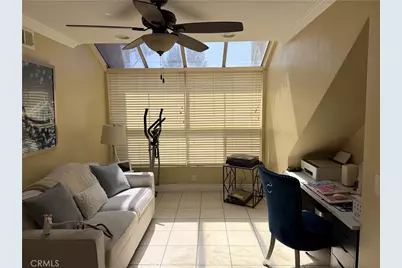 80 Almador, Irvine, CA 92614 - Photo 2