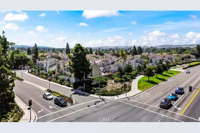 80 Almador, Irvine, CA 92614 - Photo 52