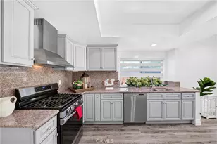 404 Continental Ct, Newbury Park, CA 91320 - Photo 1