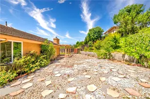 404 Continental Ct, Newbury Park, CA 91320 - Photo 34