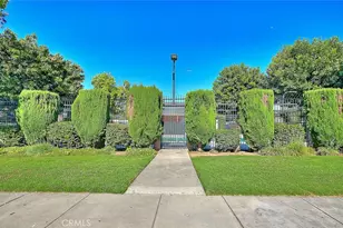 1104 S Mantle Ln, Santa Ana, CA 92705 - Photo 38