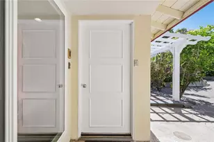 12312 Newport, Santa Ana, CA 92705 - Photo 4
