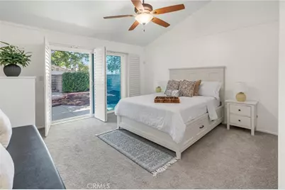 23515 Estrella, Valencia, CA 91355 - Photo 42