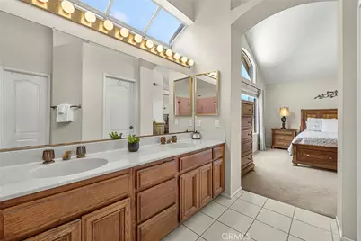 17421 Burchit, Yorba Linda, CA 92886 - Photo 24