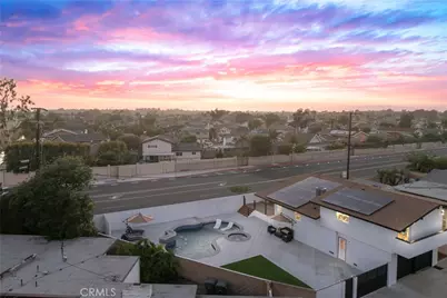 17451 Avalon, Huntington Beach, CA 92647 - Photo 72
