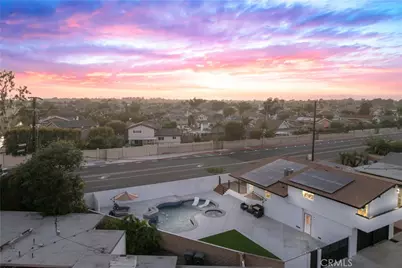 17451 Avalon, Huntington Beach, CA 92647 - Photo 72