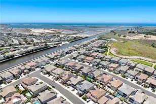 17382 Burrows, Huntington Beach, CA 92649 - Photo 66