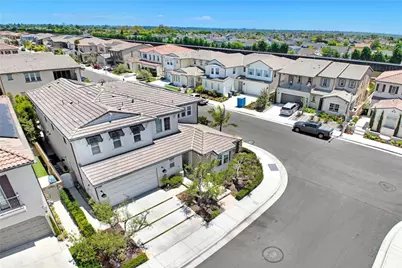 17382 Burrows, Huntington Beach, CA 92649 - Photo 56