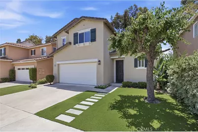 102 Millbrook, Irvine, CA 92618 - Photo 8