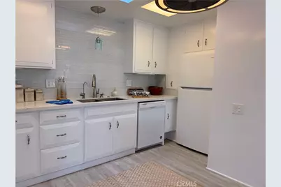 1842 Thunderbird Drive #1D, Seal Beach, CA 90740 - Photo 12