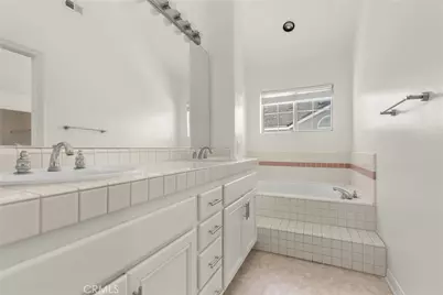 2680 Orange #J, Costa Mesa, CA 92627 - Photo 34