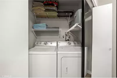 2452 Chelsea Place #M, Santa Monica, CA 90404 - Photo 12