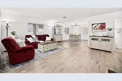 11413 216th, Lakewood, CA 90715 - Photo 4