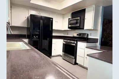 11910 Hawthorne, Hesperia, CA 92345 - Photo 8