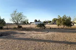 11910 Hawthorne, Hesperia, CA 92345 - Photo 22