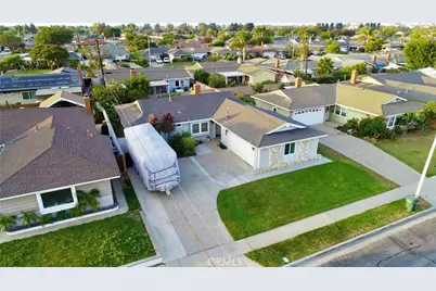 6101 Cornell, Huntington Beach, CA 92647 - Photo 2