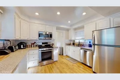 6101 Cornell, Huntington Beach, CA 92647 - Photo 12