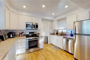 6101 Cornell, Huntington Beach, CA 92647 - Photo 12