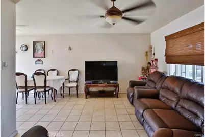 2302 W La Verne Avenue, Santa Ana, CA 92704 - Photo 14
