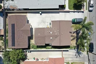 2302 W La Verne Avenue, Santa Ana, CA 92704 - Photo 2
