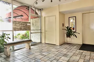 372 Carroll Park, Long Beach, CA 90814 - Photo 2