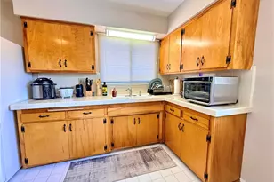 243 E Harrison Ave, Pomona, CA 91767 - Photo 12
