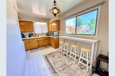 243 E Harrison Avenue, Pomona, CA 91767 - Photo 14