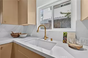 938 18th St, Santa Monica, CA 90403 - Photo 2