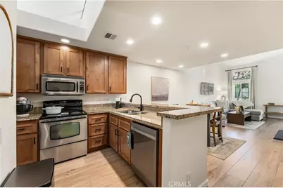 2960 Champion #710, Tustin, CA 92782 - Photo 4