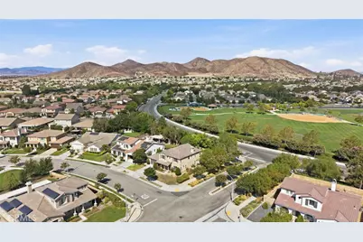 28327 Serenity Falls Way, Menifee, CA 92585 - Photo 66